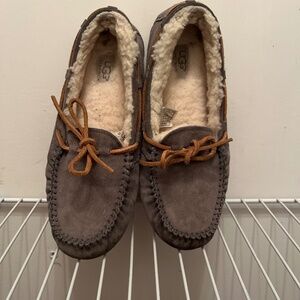 Dakota Moccasin Slippers in Pewter